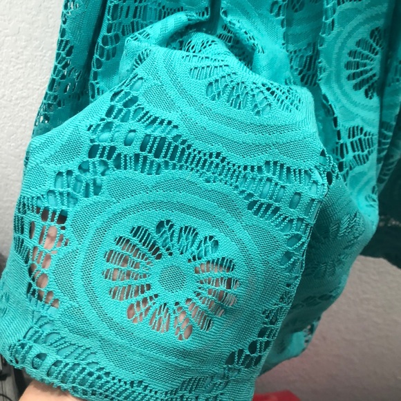 Roz & Ali - Picture 3 of 4